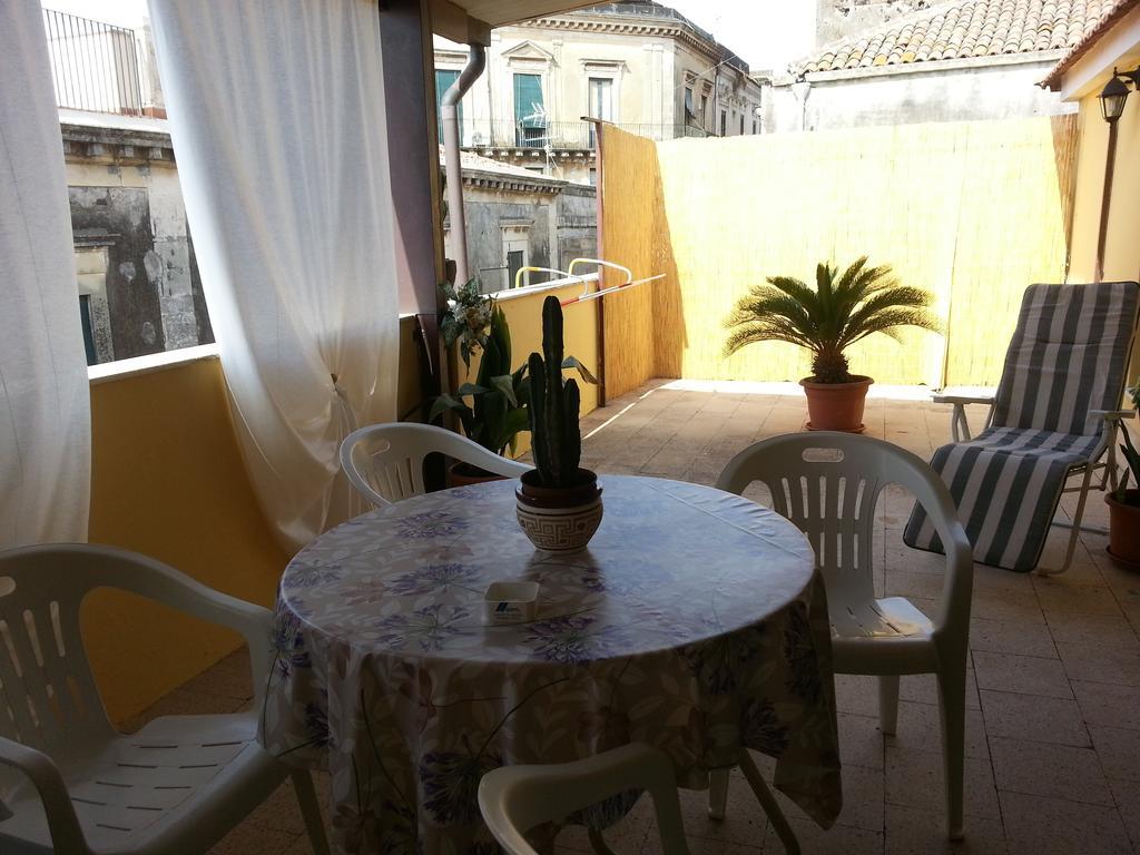 La Via Del Mare - Acireale Centro Storico 아파트 객실 사진